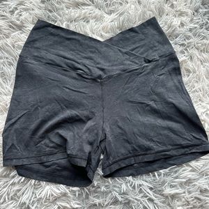 Aerie cross over biker shorts